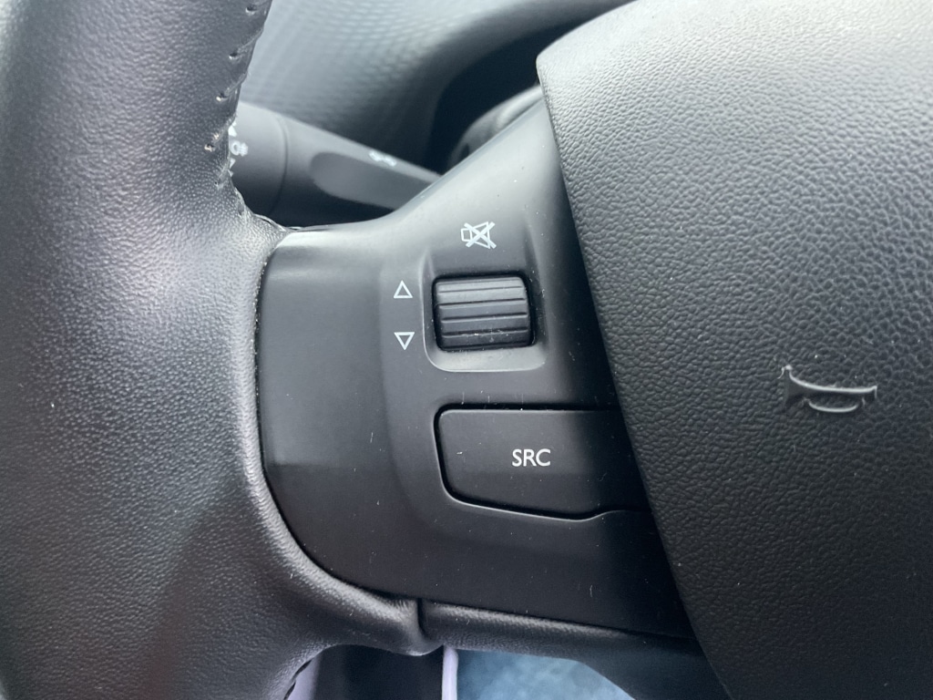 Used Peugeot 208 2016 for sale - 77073354: Photo 14