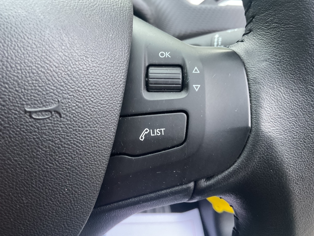 Used Peugeot 208 2016 for sale - 77073354: Photo 15