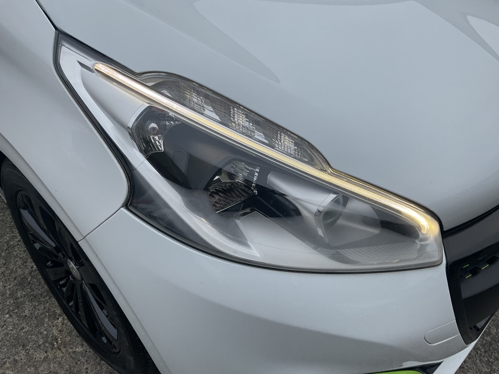 Used Peugeot 208 2016 for sale - 77073354: Photo 30