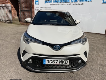 Used Toyota C-HR 2017 for sale - 78373906: Photo
