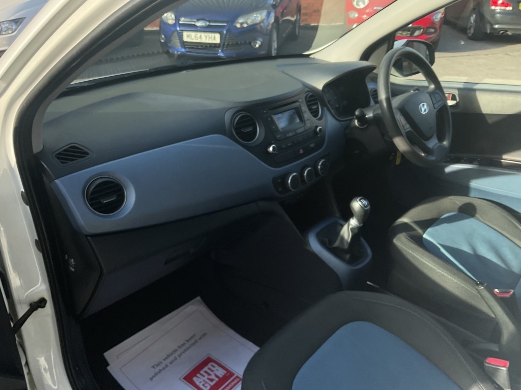 Used Hyundai i10 2015 for sale - 77314214: Photo 18