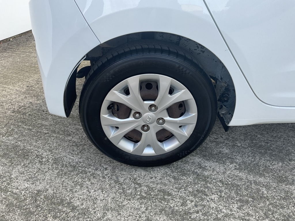 Used Hyundai i10 2015 for sale - 77314214: Photo 25