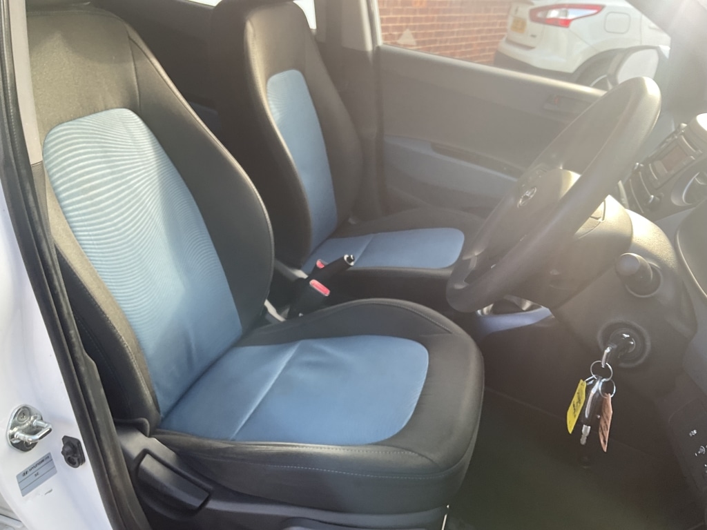 Used Hyundai i10 2015 for sale - 77314214: Photo 7