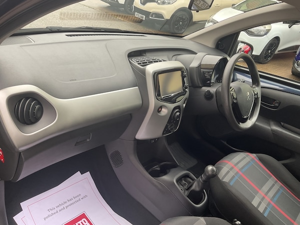 Used Peugeot 108 2014 for sale - 76017982: Photo 17