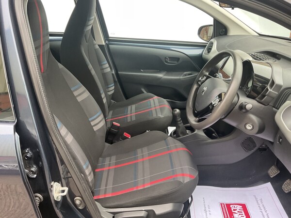 Used Peugeot 108 2014 for sale - 76017982: Photo 21