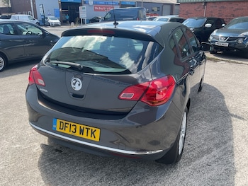 Used Vauxhall Astra 2013 for sale - 79372319: Photo