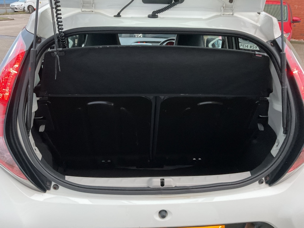 Used Toyota AYGO 2015 for sale - 77039135: Photo 19