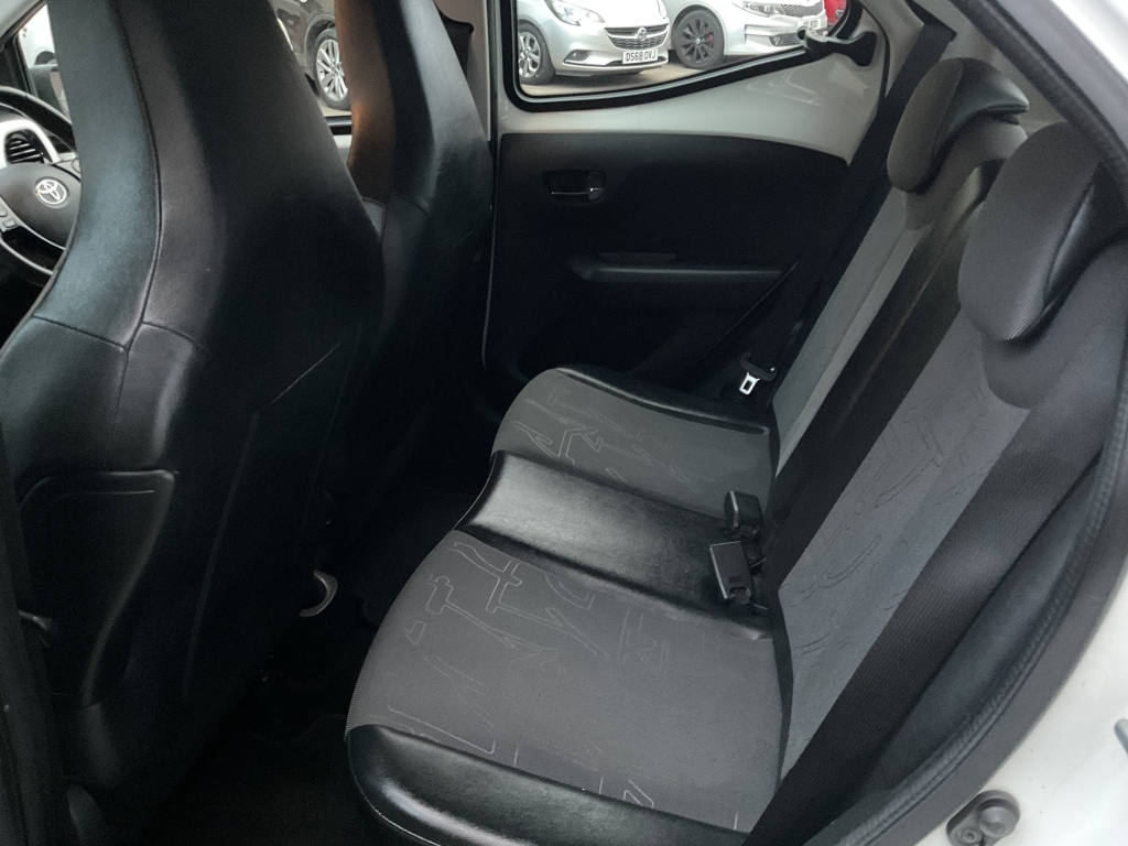 Used Toyota AYGO 2015 for sale - 77039135: Photo 20