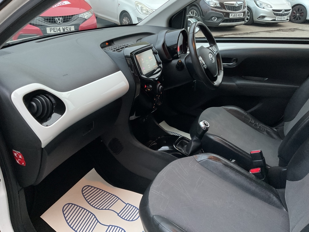 Used Toyota AYGO 2015 for sale - 77039135: Photo 22
