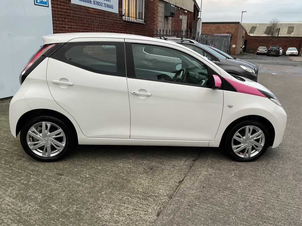 Used Toyota AYGO 2015 for sale - 77039135: Photo 8