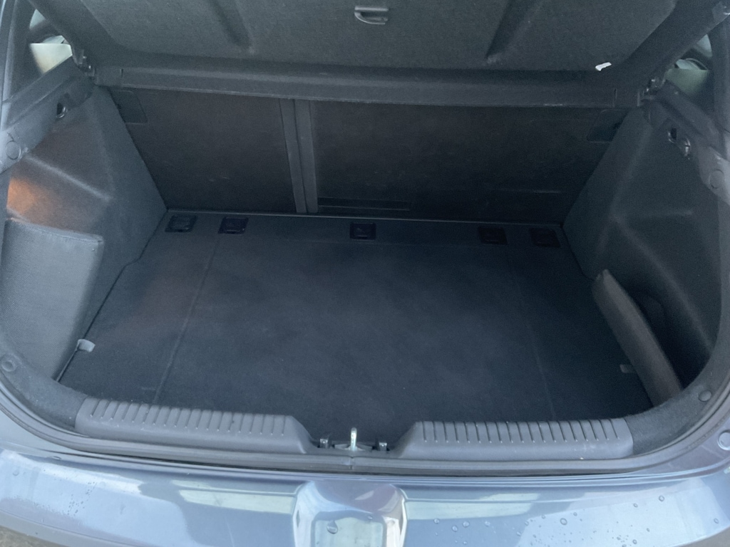 Used Hyundai i30 2017 for sale - 76897251: Photo 18