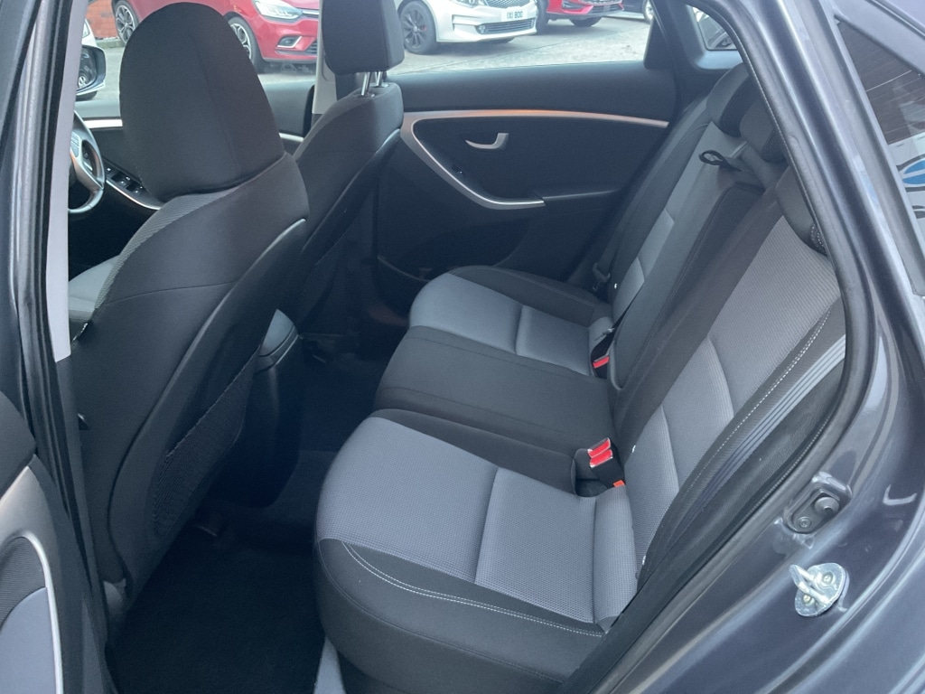 Used Hyundai i30 2017 for sale - 76897251: Photo 19