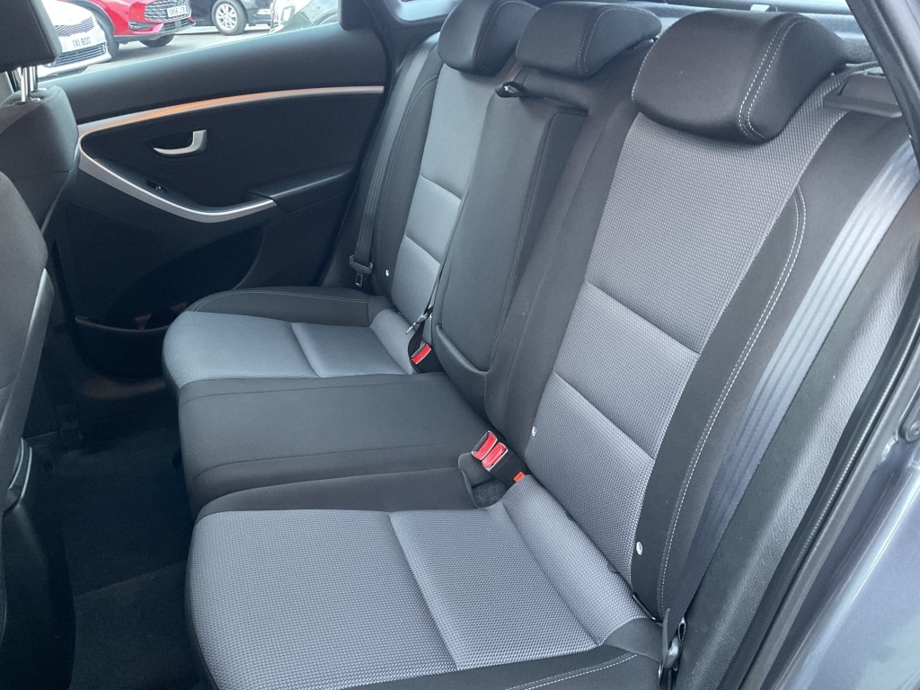 Used Hyundai i30 2017 for sale - 76897251: Photo 20