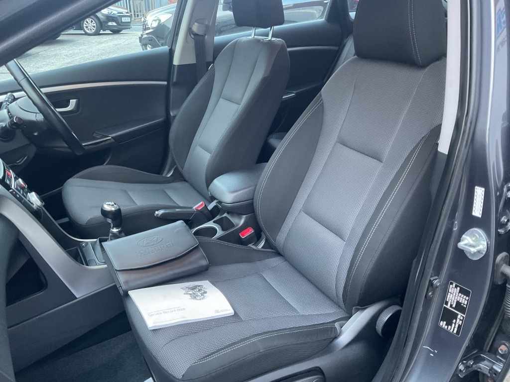 Used Hyundai i30 2017 for sale - 76897251: Photo 23