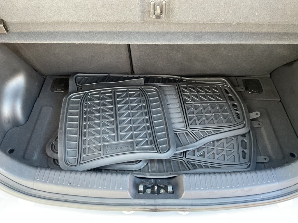 Used Hyundai i10 2012 for sale - 77162408: Photo 16