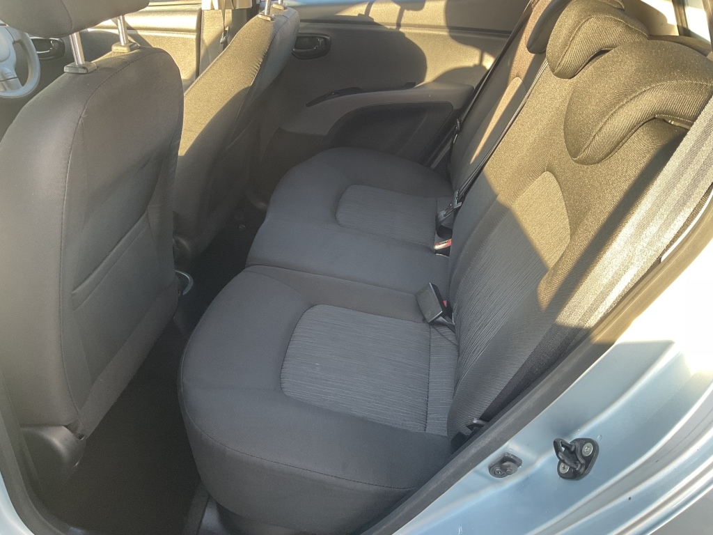 Used Hyundai i10 2012 for sale - 77162408: Photo 17