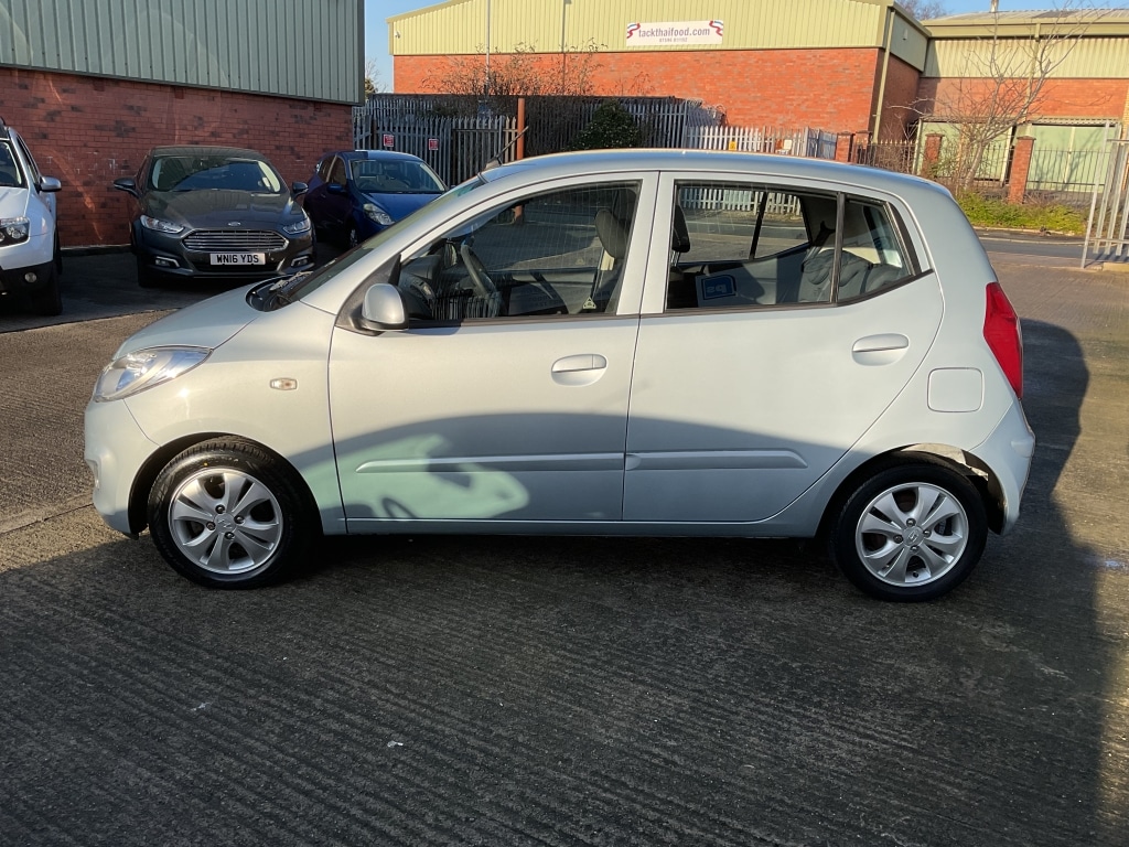 Used Hyundai i10 2012 for sale - 77162408: Photo 3