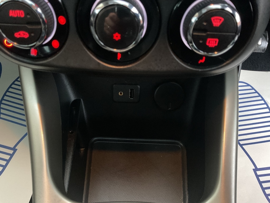 Used Vauxhall ADAM 2014 for sale - 76987100: Photo 12