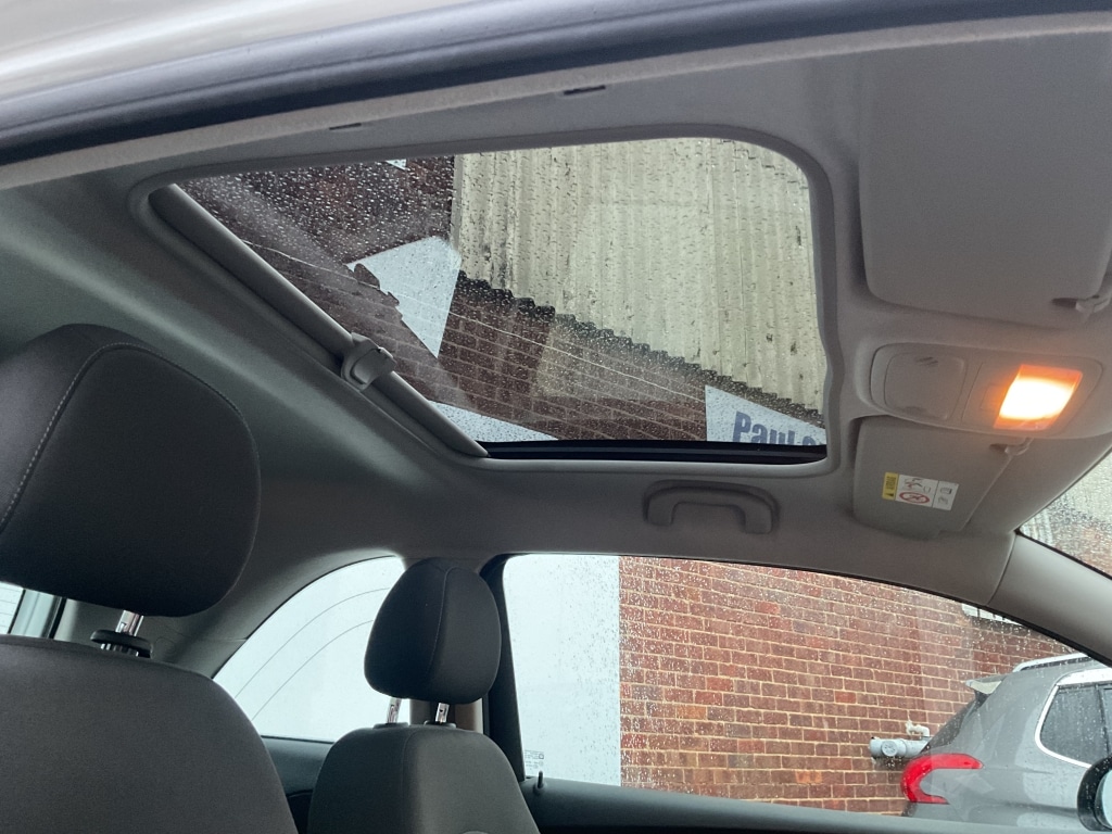 Used Vauxhall ADAM 2014 for sale - 76987100: Photo 15