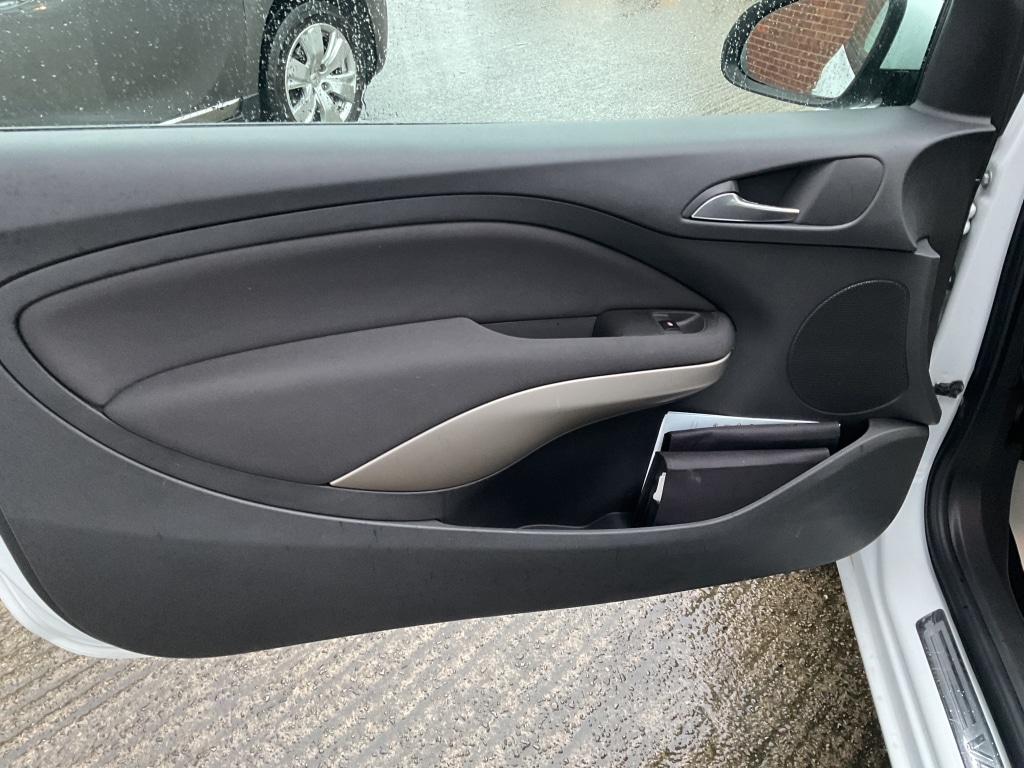 Used Vauxhall ADAM 2014 for sale - 76987100: Photo 21