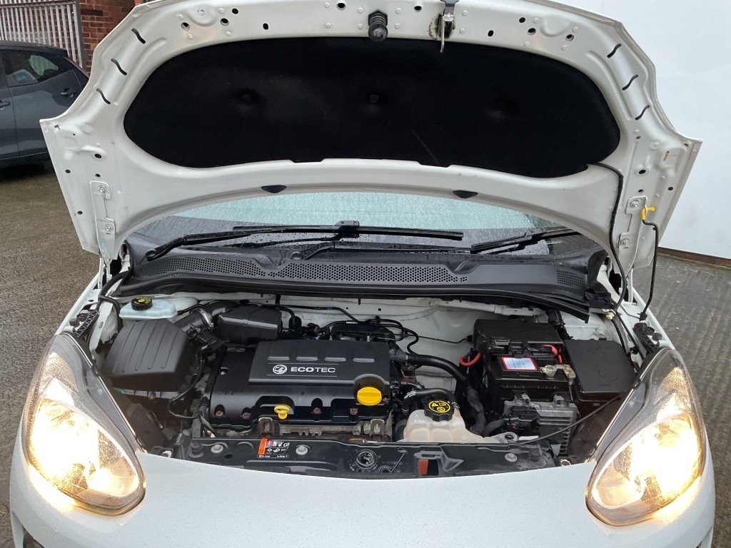 Used Vauxhall ADAM 2014 for sale - 76987100: Photo 31