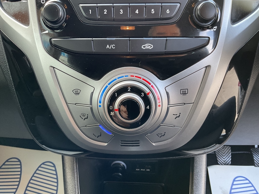 Used Hyundai Ix20 2014 for sale - 77833199: Photo 12