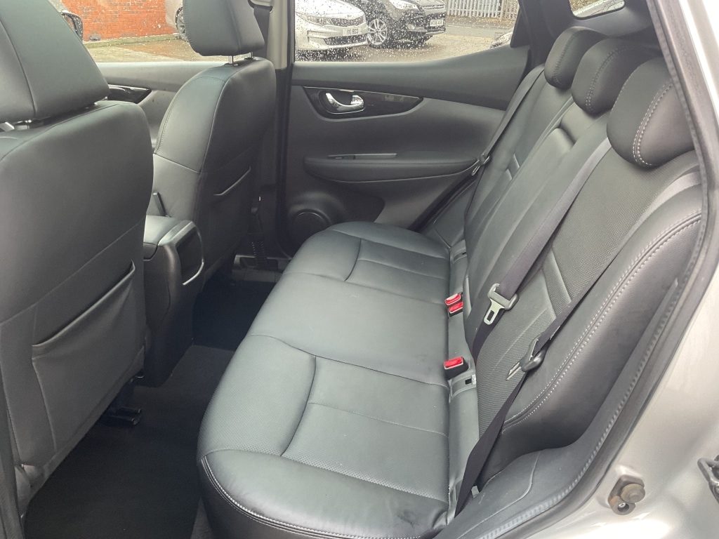 Used Nissan Qashqai 2017 for sale - 77694585: Photo 18