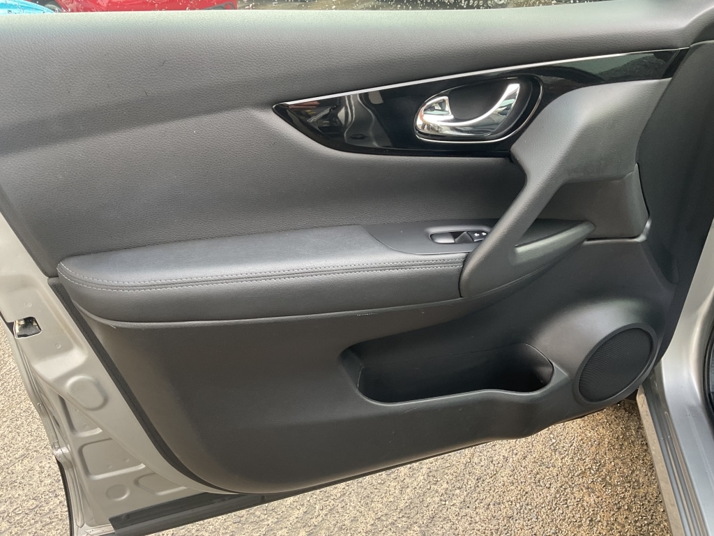 Used Nissan Qashqai 2017 for sale - 77694585: Photo 22