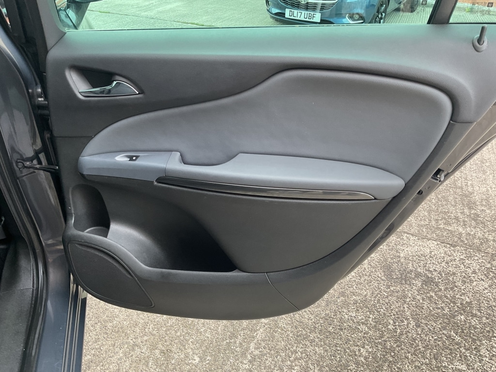 Used Vauxhall Zafira Tourer 2014 for sale - 76305757: Photo 19