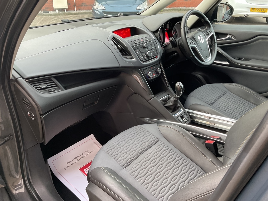 Used Vauxhall Zafira Tourer 2014 for sale - 76305757: Photo 24