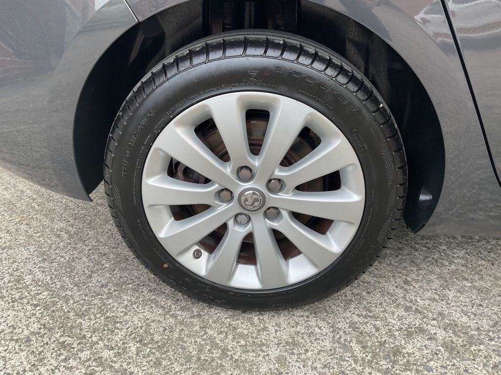 Used Vauxhall Zafira Tourer 2014 for sale - 76305757: Photo 31