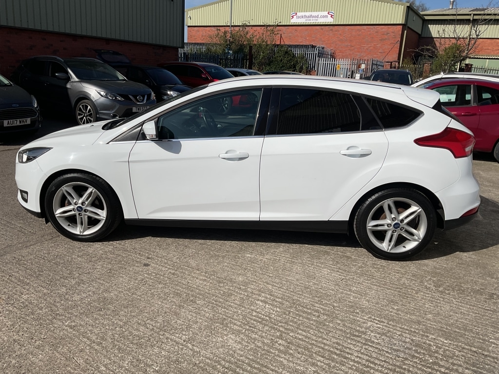 Used Ford Focus 2015 for sale - 78169321: Photo 3