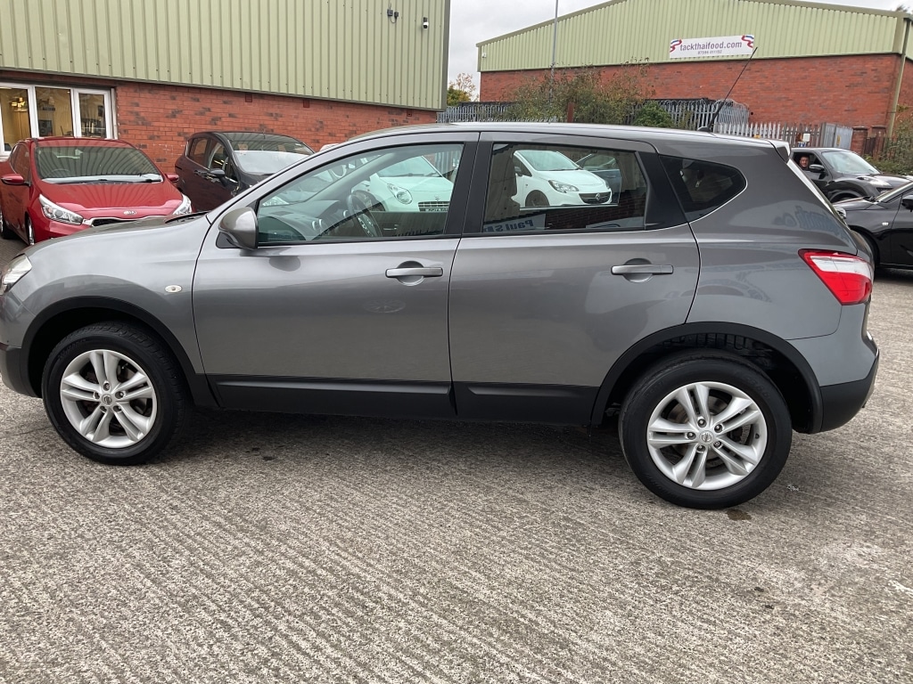 Used Nissan Qashqai 2012 for sale - 76325015: Photo 4