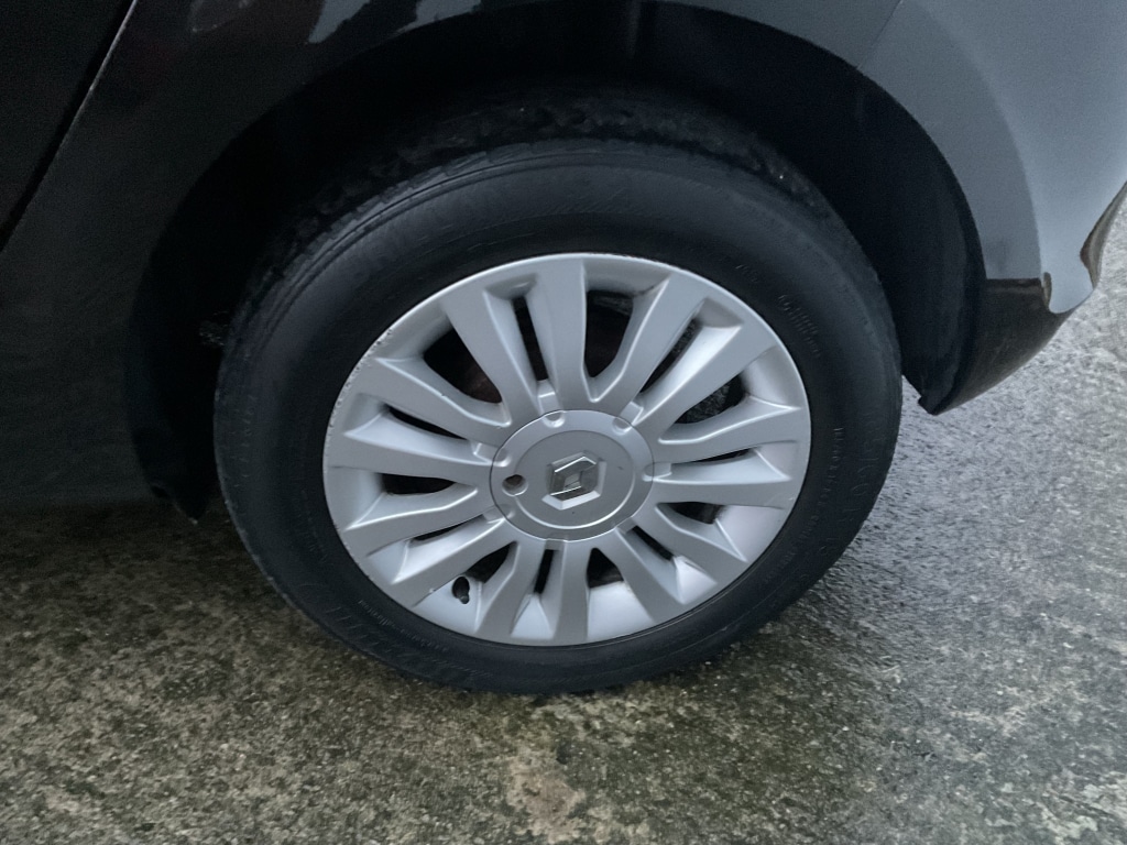 Used Renault Clio 2010 for sale - 77277598: Photo 24