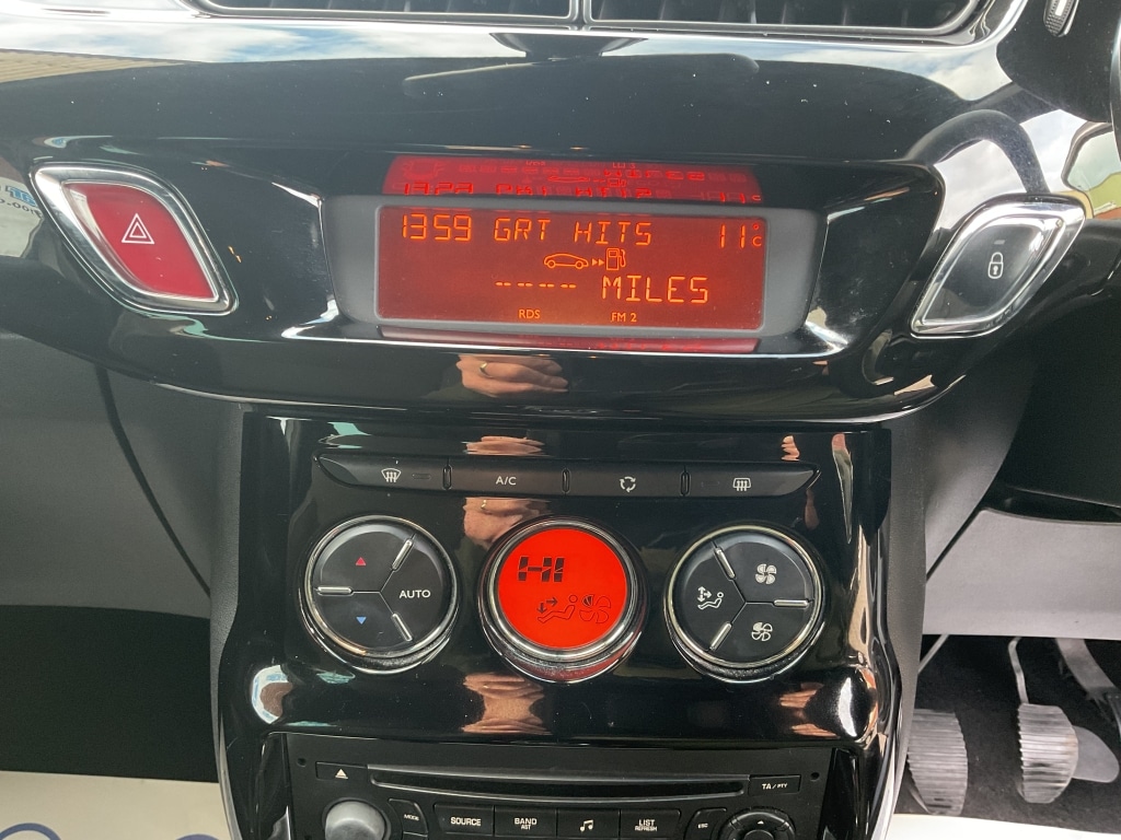 Used Citroen DS3 2011 for sale - 76911425: Photo 10