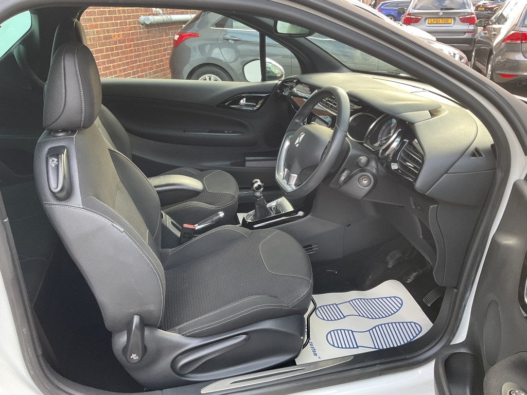 Used Citroen DS3 2011 for sale - 76911425: Photo 6