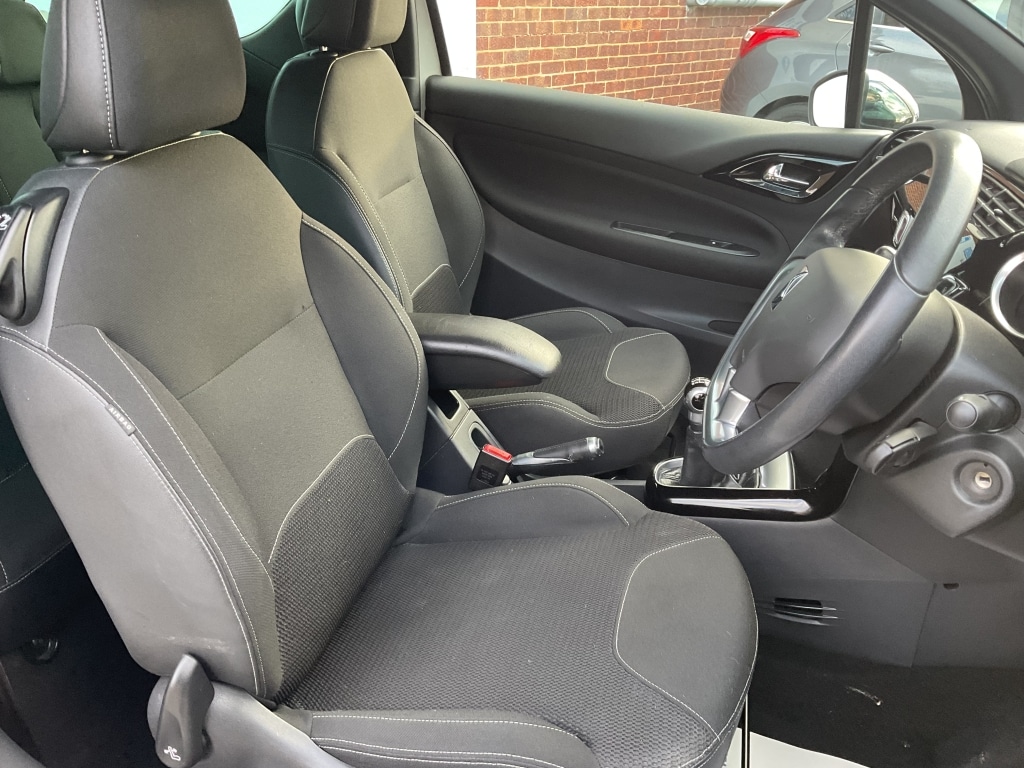 Used Citroen DS3 2011 for sale - 76911425: Photo 8