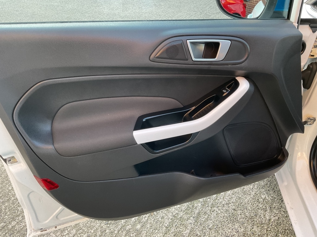 Used Ford Fiesta 2016 for sale - 76631088: Photo 24