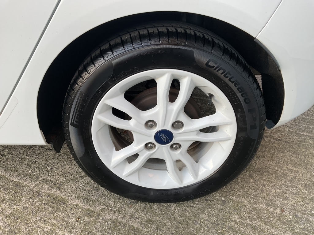 Used Ford Fiesta 2016 for sale - 76631088: Photo 28