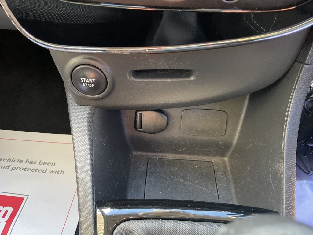 Used Renault Clio 2013 for sale - 77837277: Photo 12