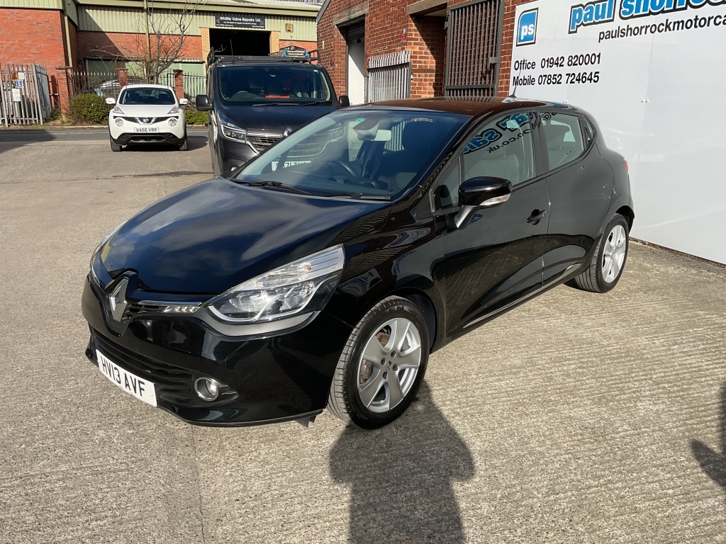 Used Renault Clio 2013 for sale - 77837277: Photo 2
