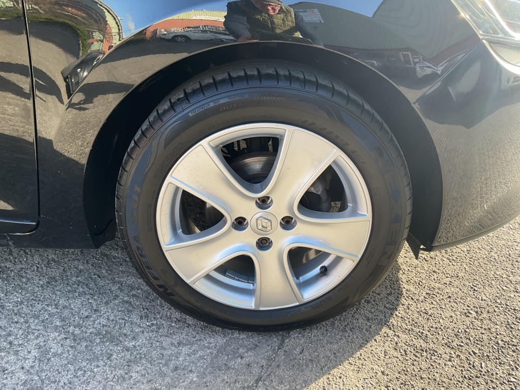 Used Renault Clio 2013 for sale - 77837277: Photo 33