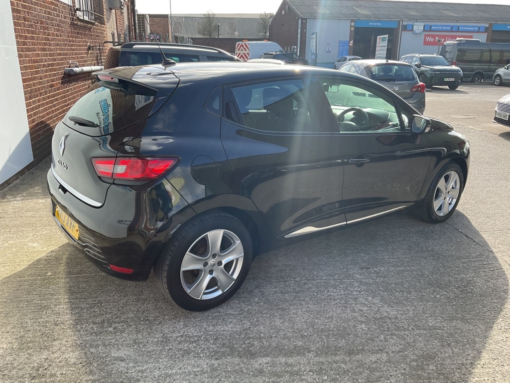 Used Renault Clio 2013 for sale - 77837277: Photo 5