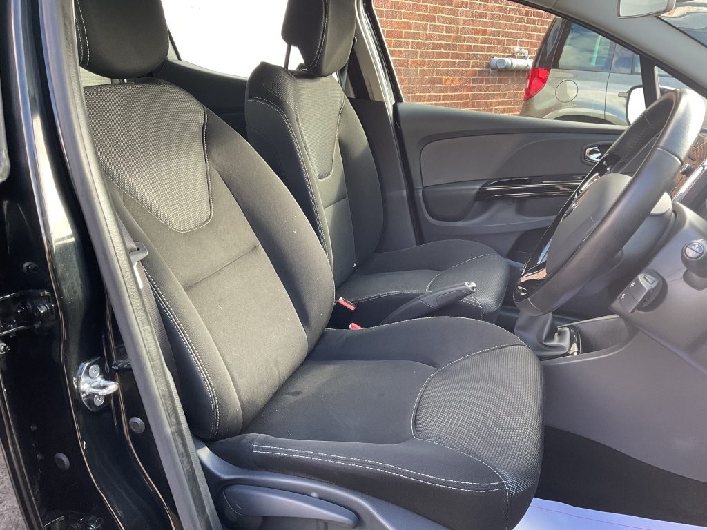 Used Renault Clio 2013 for sale - 77837277: Photo 8