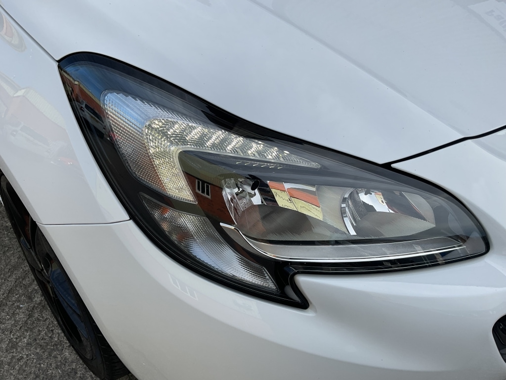 Used Vauxhall Corsa 2017 for sale - 77917637: Photo 27