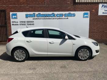 2015 (64) - 1.4 EXCITE 5DR Manual