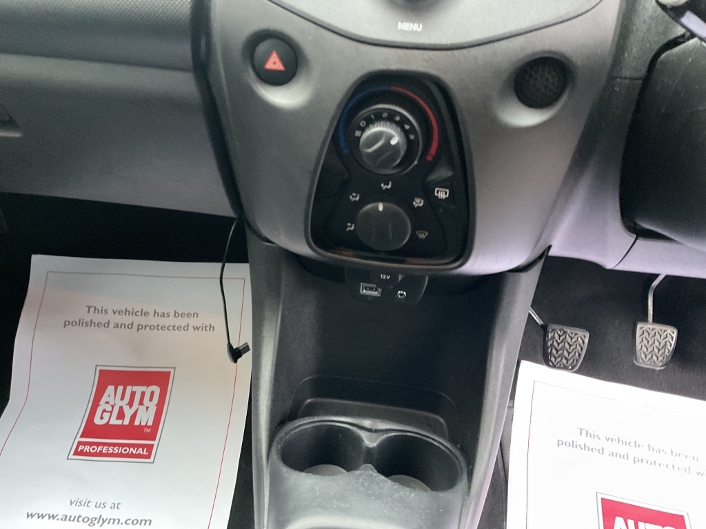 Used Toyota AYGO 2015 for sale - 76548041: Photo 12