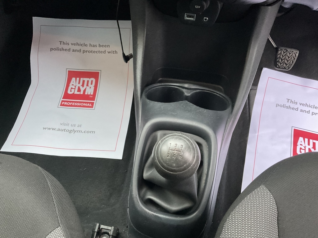 Used Toyota AYGO 2015 for sale - 76548041: Photo 13