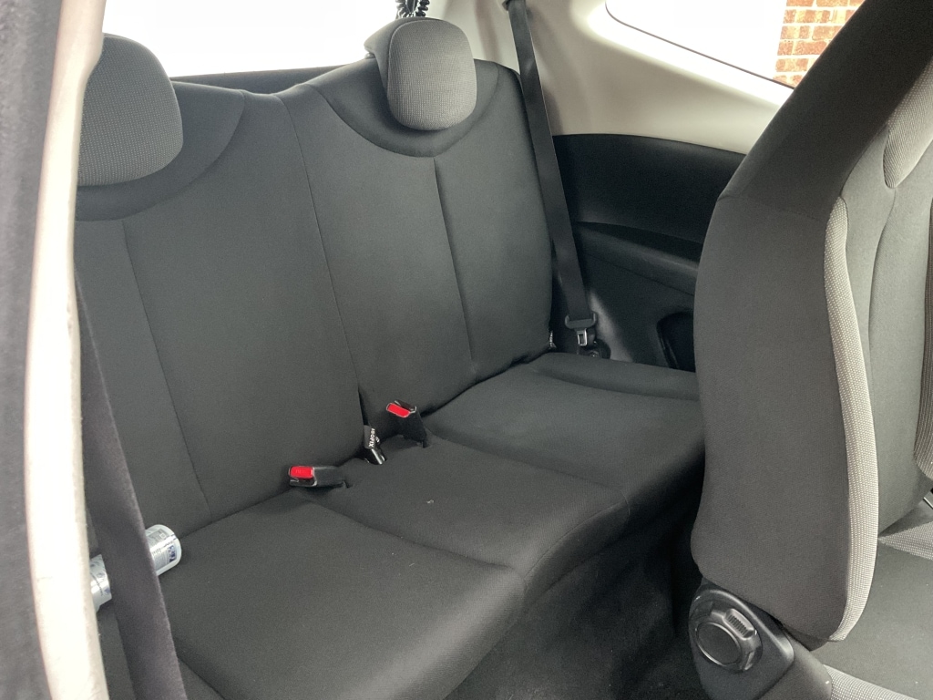 Used Toyota AYGO 2015 for sale - 76548041: Photo 14