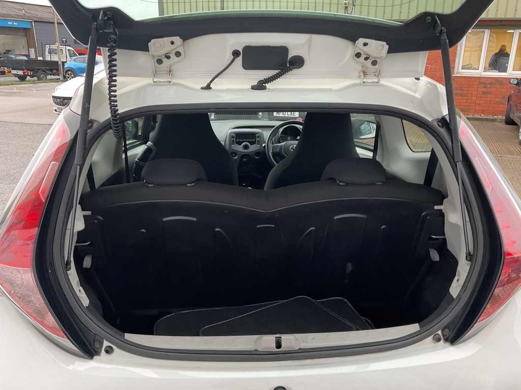 Used Toyota AYGO 2015 for sale - 76548041: Photo 16